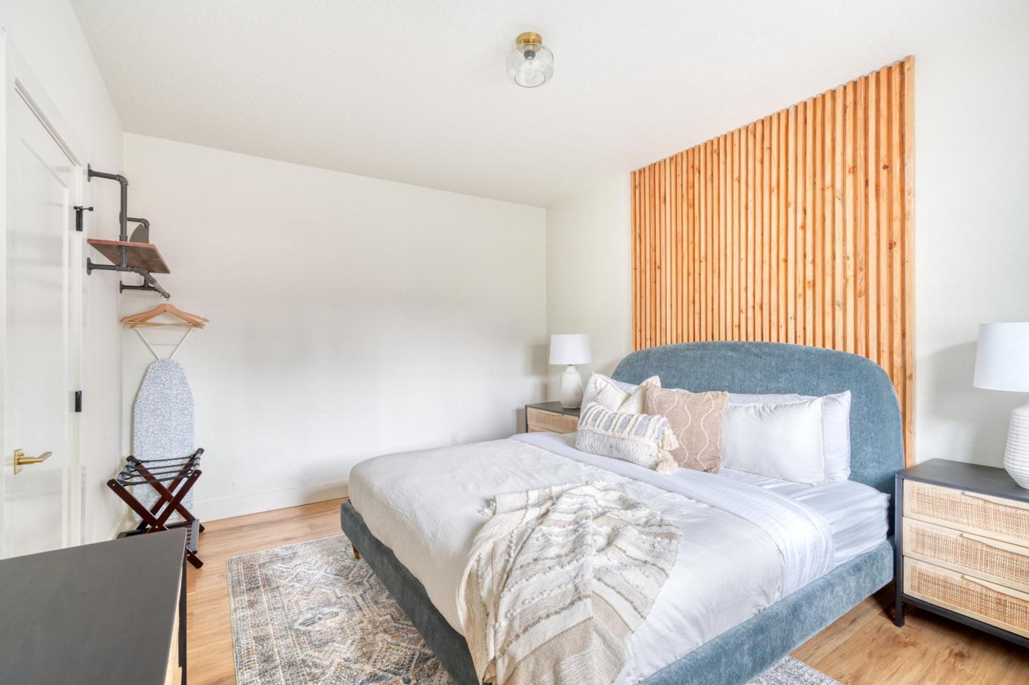 Collection - Perfect Brooklyn 1 Bedroom *